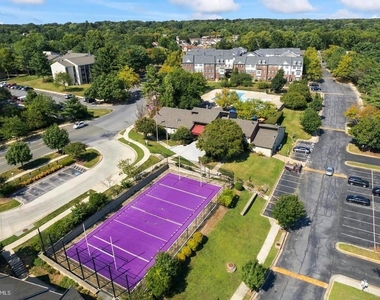 3556 Woodlake Drive - Photo Thumbnail 21