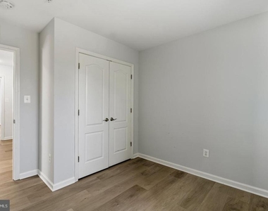 3556 Woodlake Drive - Photo Thumbnail 31