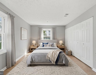 12216 Eagles Nest Court - Photo Thumbnail 8