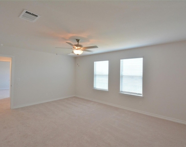349 Capstone Rd - Photo Thumbnail 14