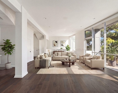 1500 Summit St - Photo Thumbnail 7