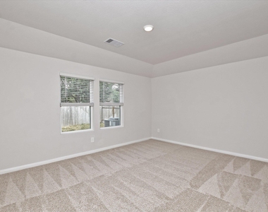 1305 Camden Ln - Photo Thumbnail 11