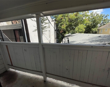 2801 Hemphill Park - Photo Thumbnail 8