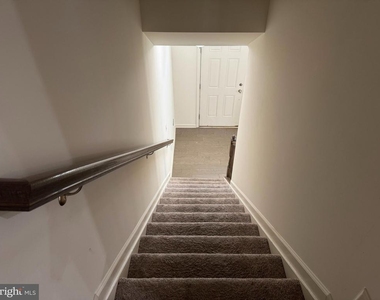 7807 Cherrel Brooks Way - Photo Thumbnail 17