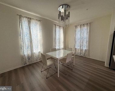 7807 Cherrel Brooks Way - Photo Thumbnail 25