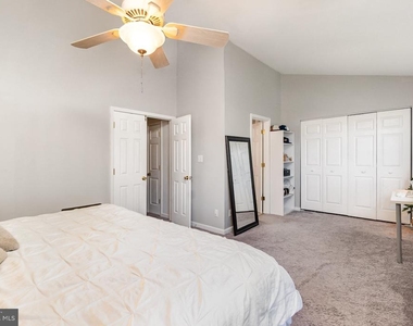 920 Buckland Place - Photo Thumbnail 11