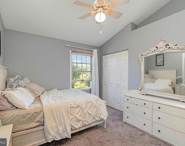 920 Buckland Place - Photo Thumbnail 14