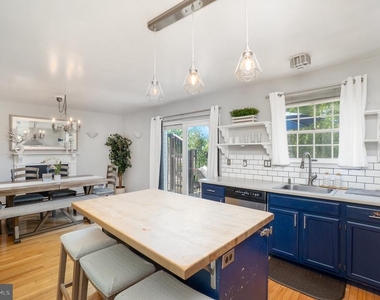 920 Buckland Place - Photo Thumbnail 8