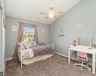 920 Buckland Place - Photo Thumbnail 13