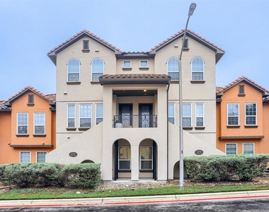 12209 Terraza Cir - Photo Thumbnail 1