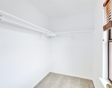2611 University Park - Photo Thumbnail 17