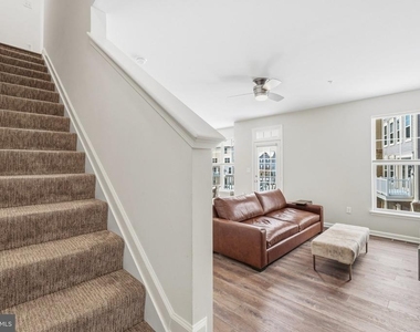 5902 Forum Square - Photo Thumbnail 1