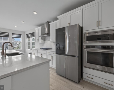 1128 Miller Farm Drive - Photo Thumbnail 10