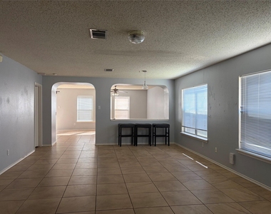 3207 Settlement Dr - Photo Thumbnail 27