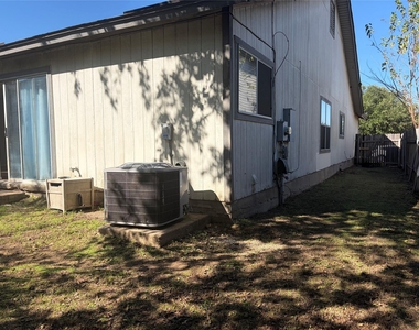 3207 Settlement Dr - Photo Thumbnail 25