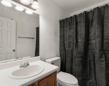 340 Feathergrass Dr - Photo Thumbnail 20
