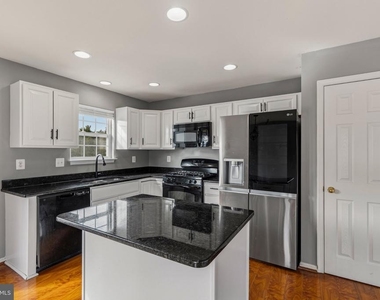 3417 Amberton Court - Photo Thumbnail 8