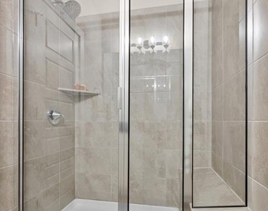 11315 Gadsen Ln - Photo Thumbnail 15