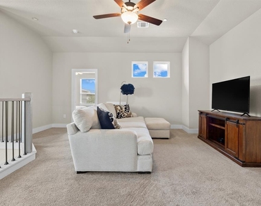 11315 Gadsen Ln - Photo Thumbnail 21