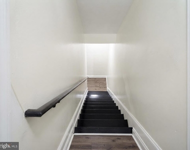 258 Green Fern Way - Photo Thumbnail 16