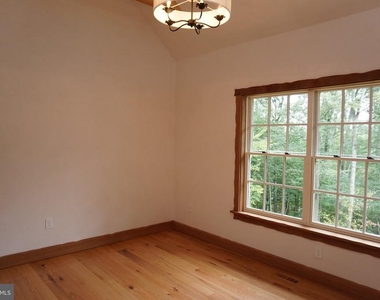 4724 Pleasant Grove Road - Photo Thumbnail 17