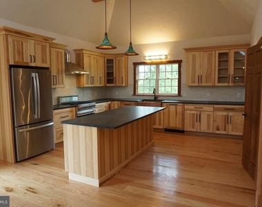4724 Pleasant Grove Road - Photo Thumbnail 2