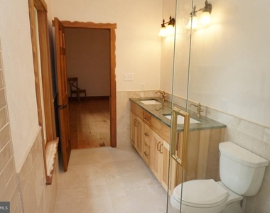 4724 Pleasant Grove Road - Photo Thumbnail 10