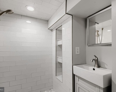 715 S Curley Street - Photo Thumbnail 23