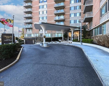 1 E University Parkway - Photo Thumbnail 18