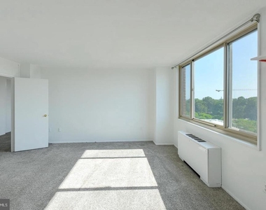 1 E University Parkway - Photo Thumbnail 12