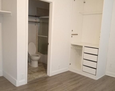 826 W Lombard Street - Photo Thumbnail 9