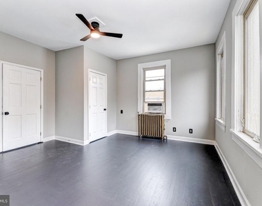 3301 Foster Avenue - Photo Thumbnail 11