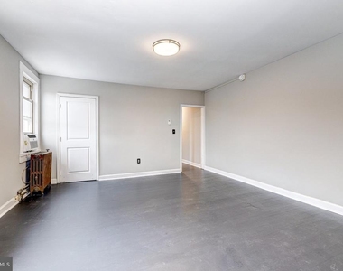 3301 Foster Avenue - Photo Thumbnail 1