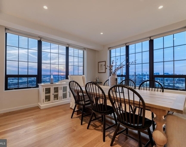 1200 Steuart Street - Photo Thumbnail 9