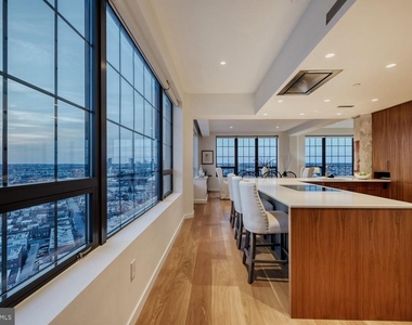 1200 Steuart Street - Photo Thumbnail 3