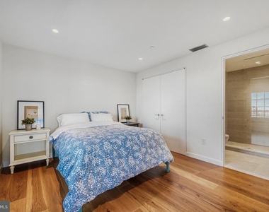 1200 Steuart Street - Photo Thumbnail 27