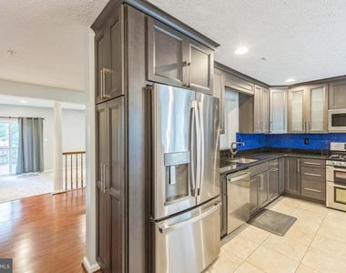 2608 Worrell Court - Photo Thumbnail 6