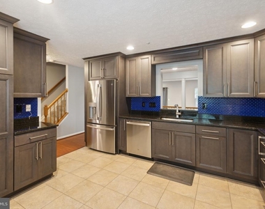 2608 Worrell Court - Photo Thumbnail 4