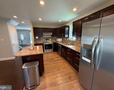117 Elliot Street - Photo Thumbnail 7