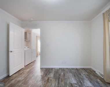 110 Carnation Drive - Photo Thumbnail 16