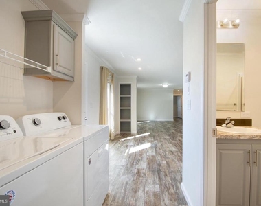110 Carnation Drive - Photo Thumbnail 14