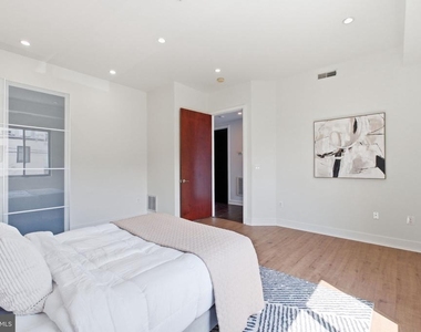 1931 12th Street Nw - Photo Thumbnail 21