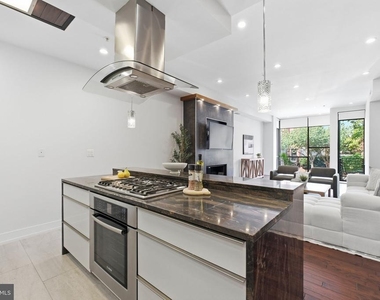 1931 12th Street Nw - Photo Thumbnail 12