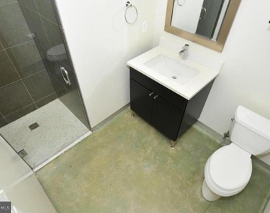 2351 Champlain Street Nw - Photo Thumbnail 10