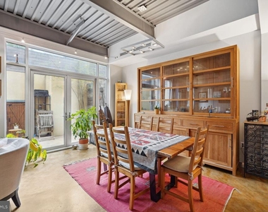 2351 Champlain Street Nw - Photo Thumbnail 5