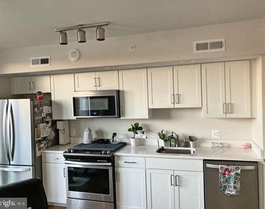 50 Florida Avenue Ne - Photo Thumbnail 2