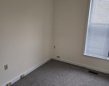 706 10th Street Ne - Photo Thumbnail 15