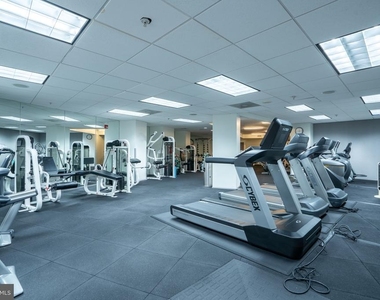 400 Massachusetts Avenue Nw - Photo Thumbnail 17