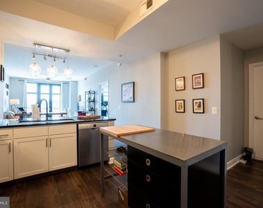 400 Massachusetts Avenue Nw - Photo Thumbnail 6