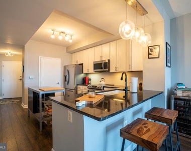 400 Massachusetts Avenue Nw - Photo Thumbnail 4